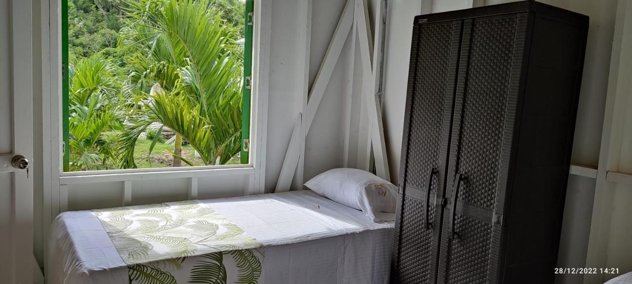 Hotel Yellow Home Providencia Isla South West Bay 외부 사진