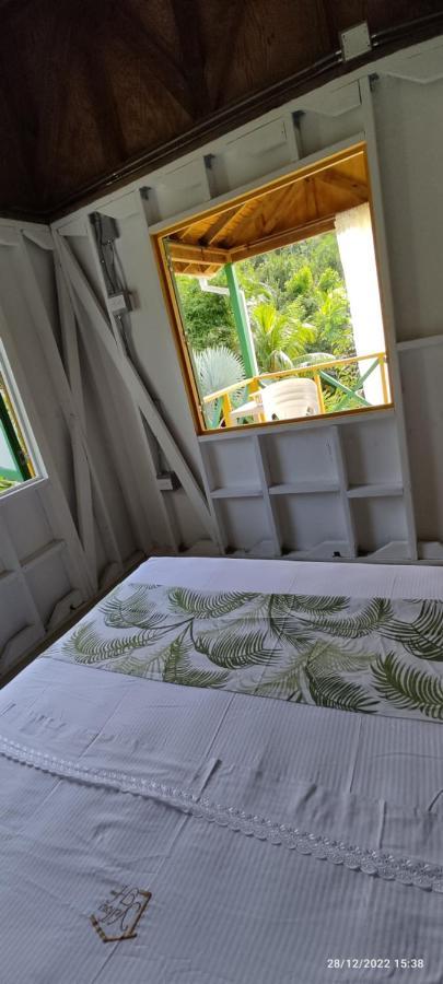 Hotel Yellow Home Providencia Isla South West Bay 외부 사진