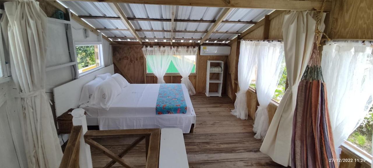 Hotel Yellow Home Providencia Isla South West Bay 외부 사진