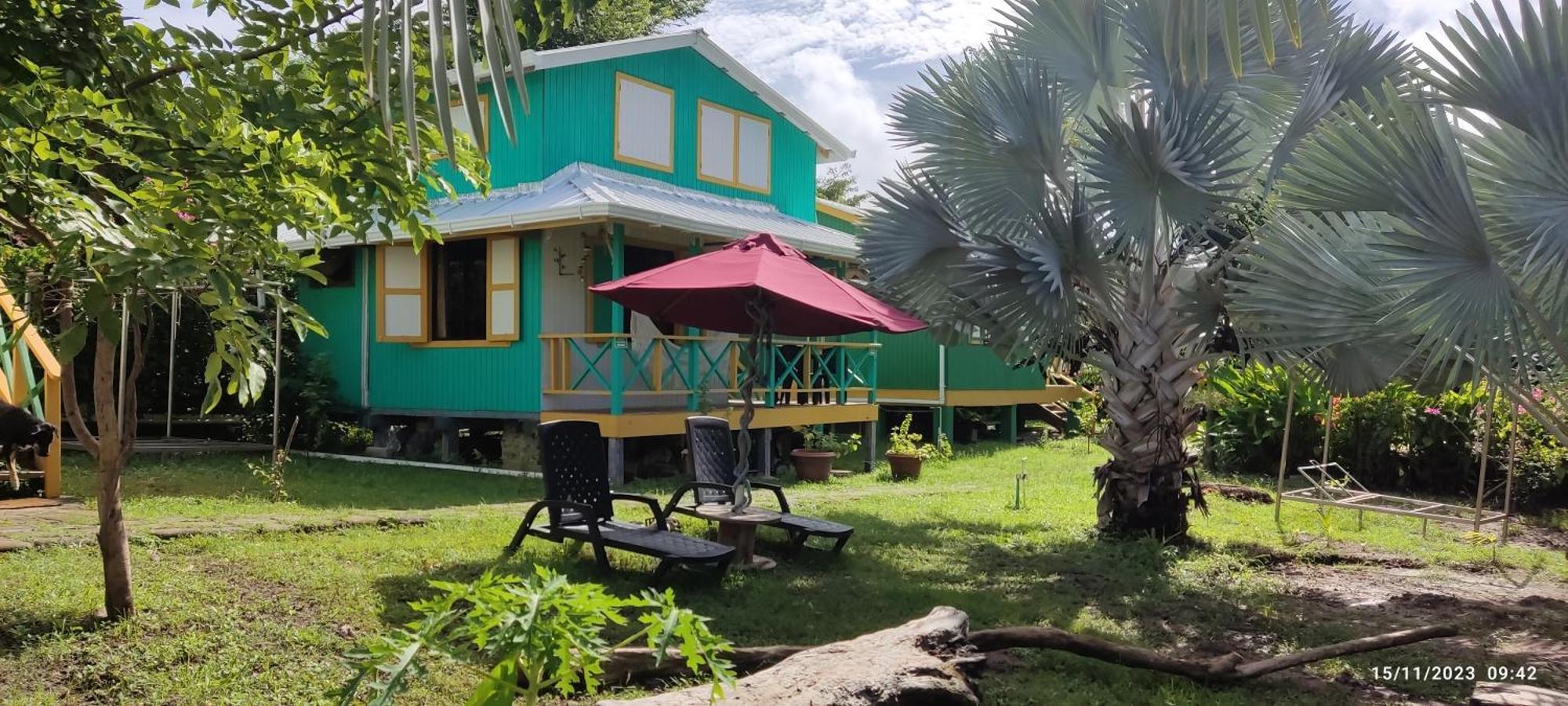 Hotel Yellow Home Providencia Isla South West Bay 외부 사진