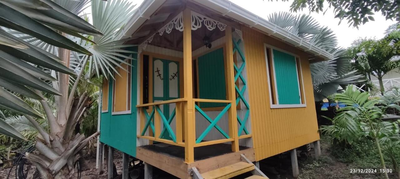 Hotel Yellow Home Providencia Isla South West Bay 외부 사진