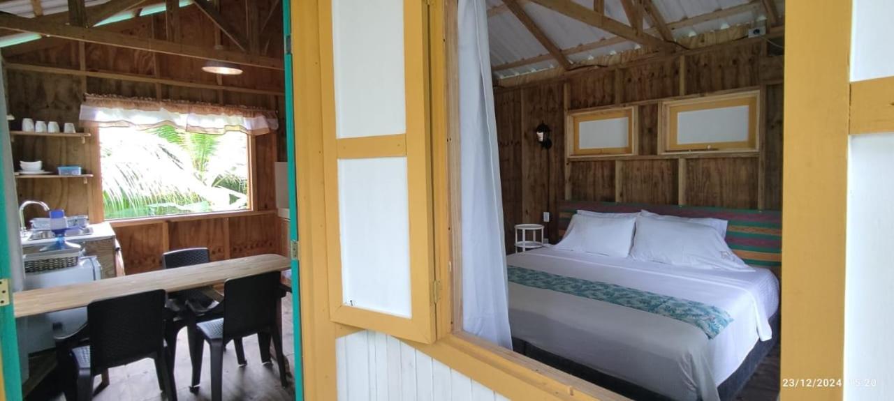 Hotel Yellow Home Providencia Isla South West Bay 외부 사진