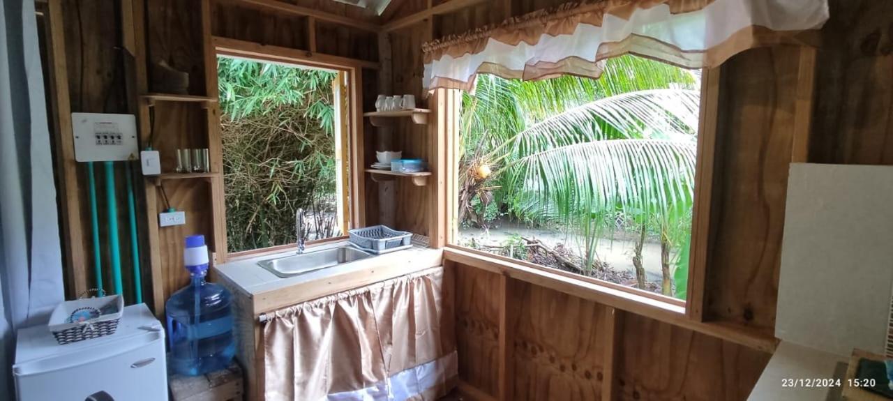 Hotel Yellow Home Providencia Isla South West Bay 외부 사진